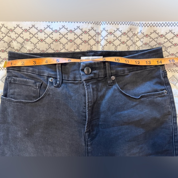 Good American good legs jeans. - Picture 5 of 8